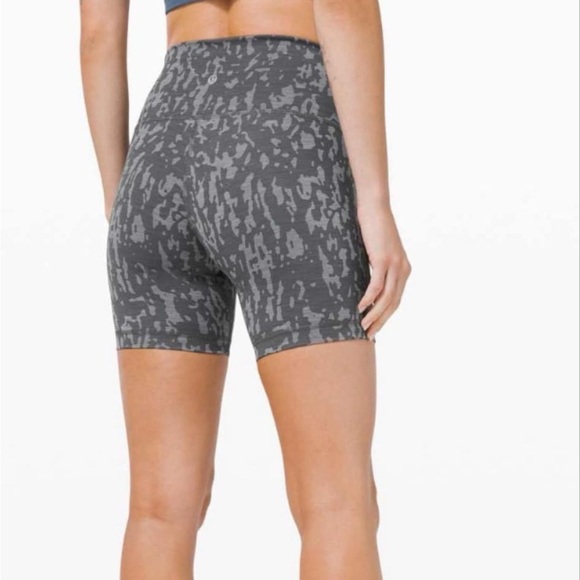 Lululemon athletica Shorts - Picture 1 of 5